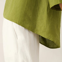 Evelyn | bequemes Leinen-Top mit asymmetrischem Saum und Rundhals