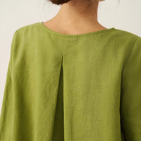 Evelyn | bequemes Leinen-Top mit asymmetrischem Saum und Rundhals