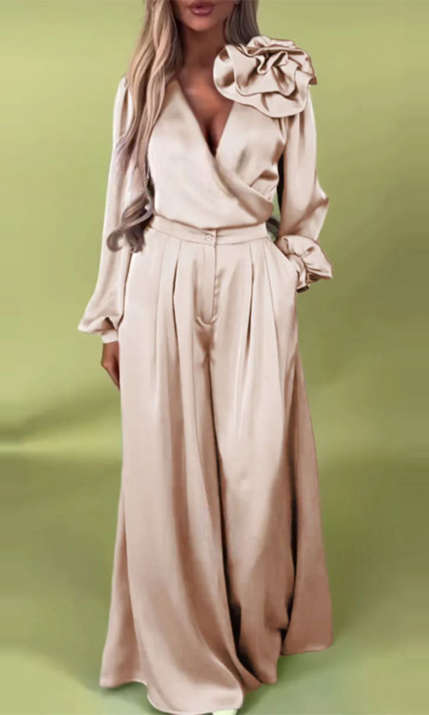 Lilianne | Luxuriöses Satin-Outfit mit Bluse und Hose