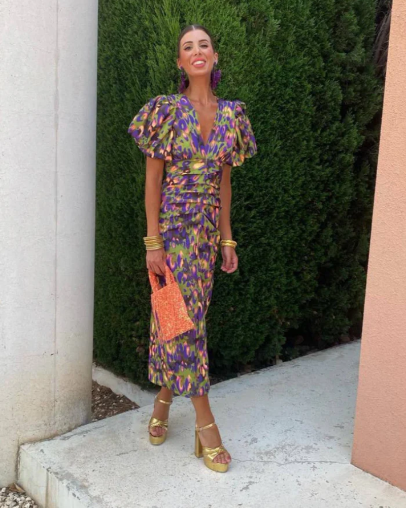 Haline | Elegantes geschnittenes Midikleid mit Puffärmel