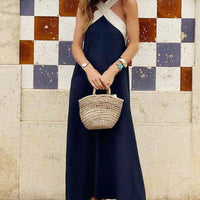 Mandie | Stilvolles rückenfreies Kleid mit Cross-Design