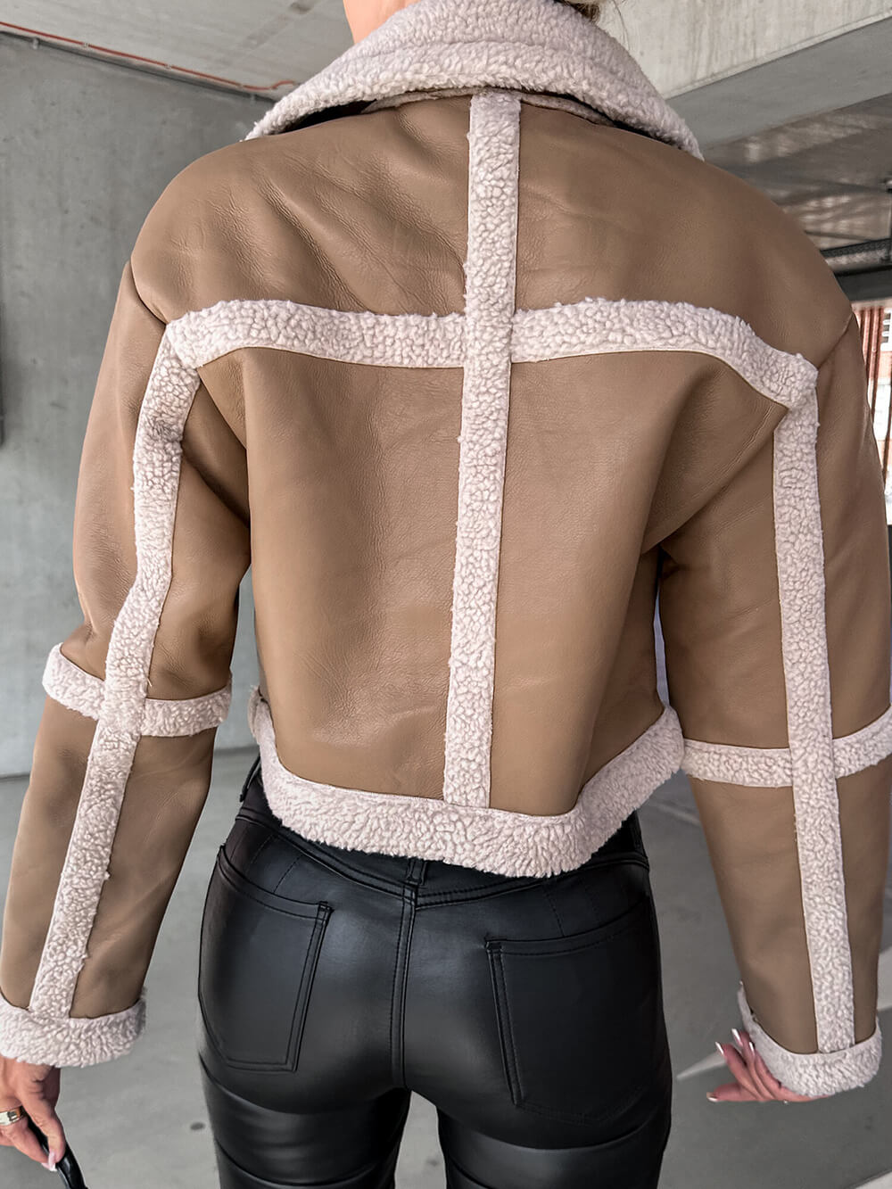 Marcelline™ – Elegante Lederjacke mit Plüschbesatz