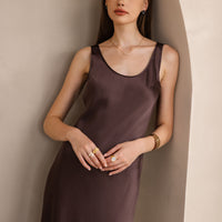 Aliya | langes ärmelloses Kleid aus reiner Seide