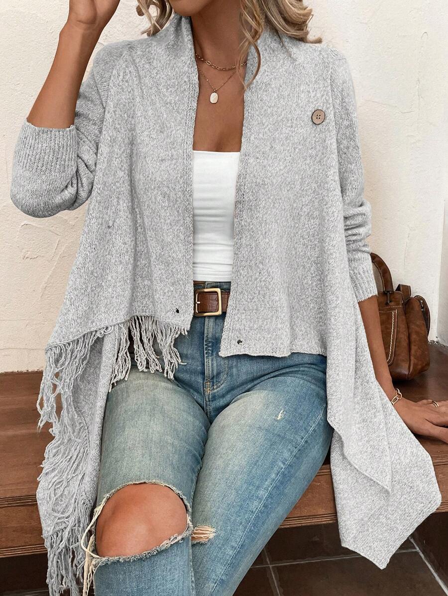 Erva | Strickjacke mit Fransen und Knöpfen