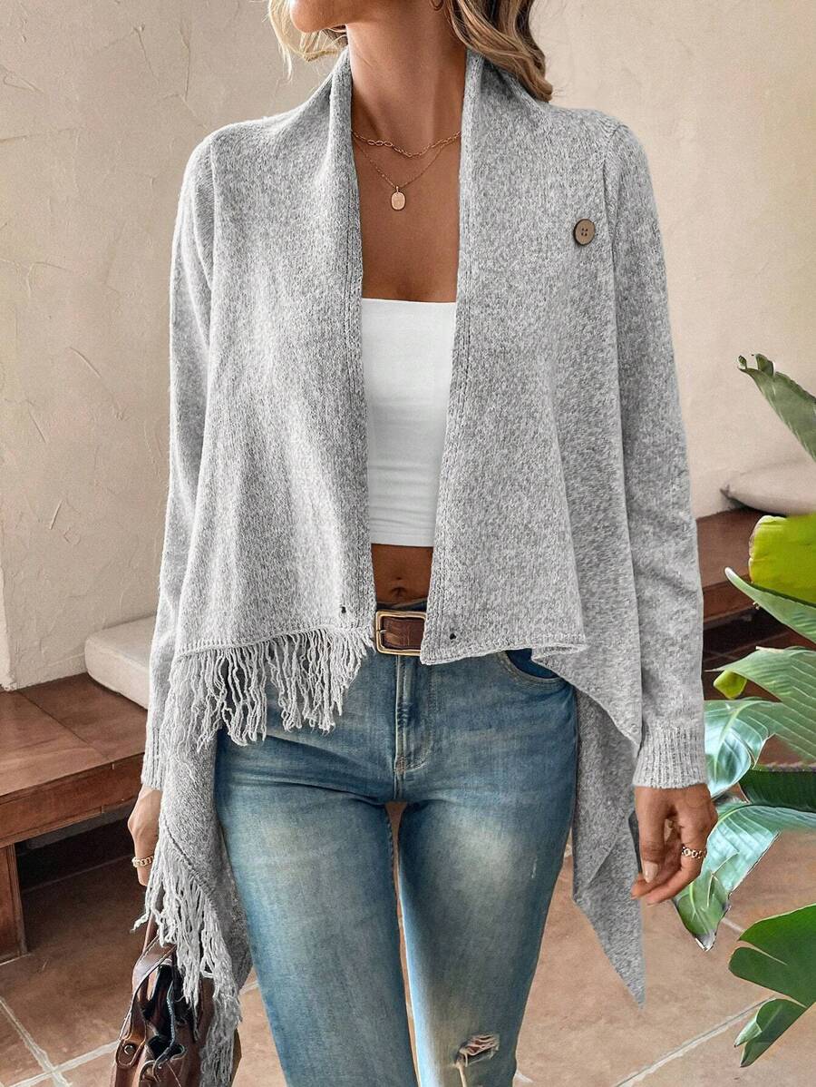 Erva | Strickjacke mit Fransen und Knöpfen