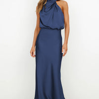 Rochelle | Feminines Satin-Kleid mit Neckholder-Ausschnitt