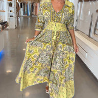 Miriam | Stylisches Urlaubskleid mit V-Ausschnitt und 3/4-Ärmeln