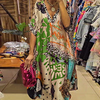 Mae | Bequemes Freizeitkleid mit tiefem V-Ausschnitt