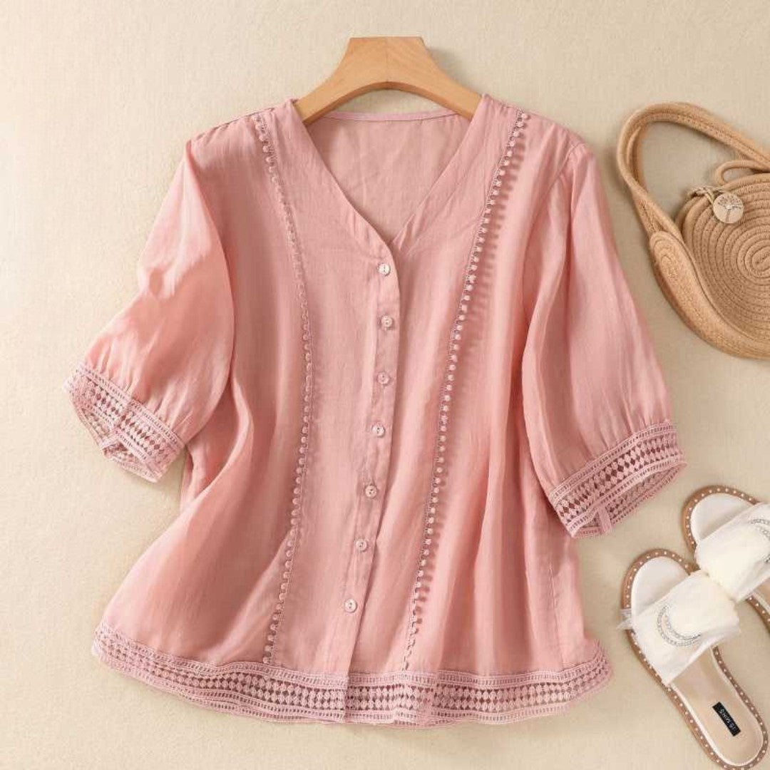 Arrianele | Zeitlose geknöpfte Bluse aus feiner Spitze