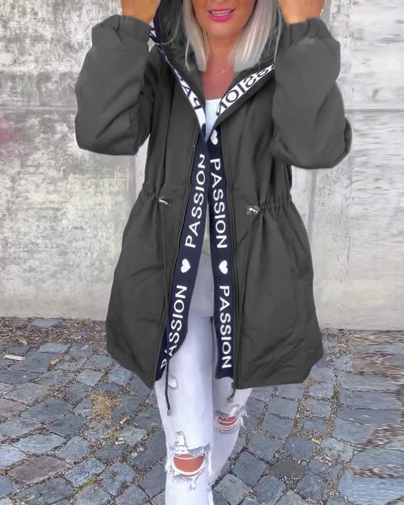 Shagina | Lässiger Mantel mit Kapuze