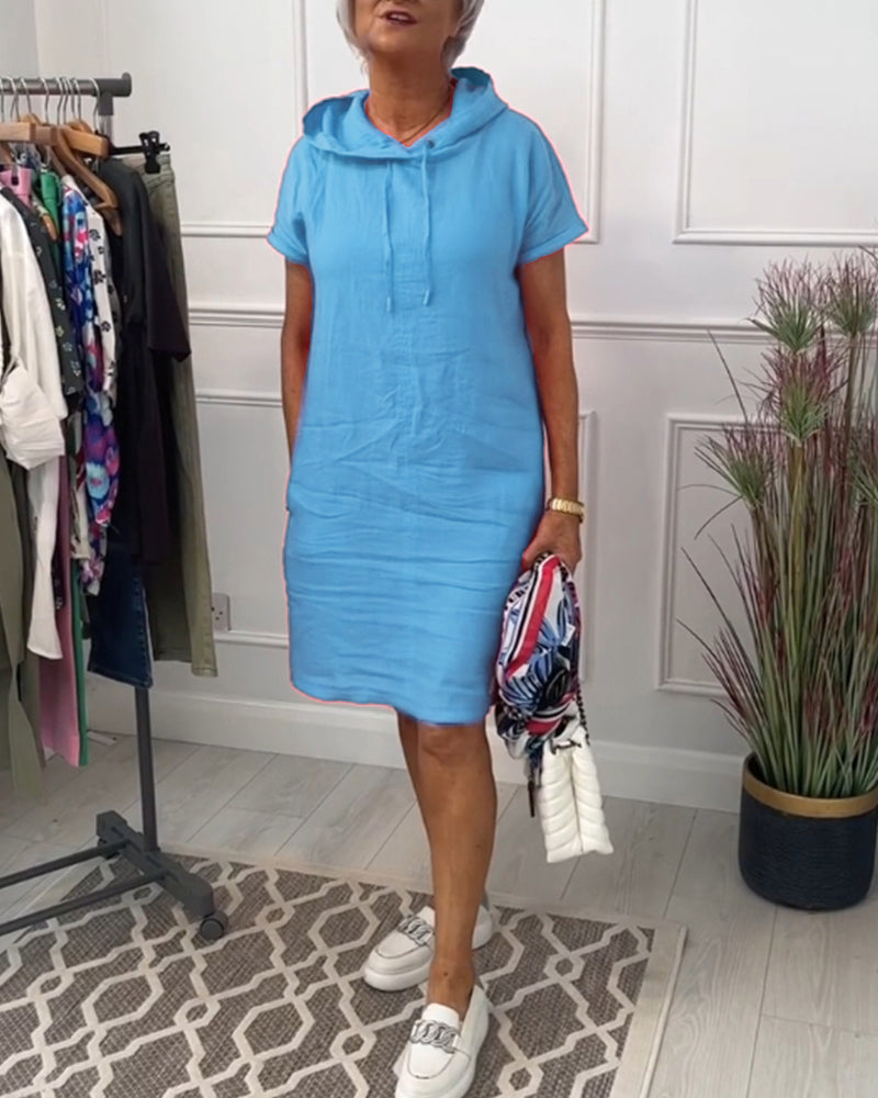 Nyla | Bequemes kurzärmeliges Freizeitkleid mit Kapuze