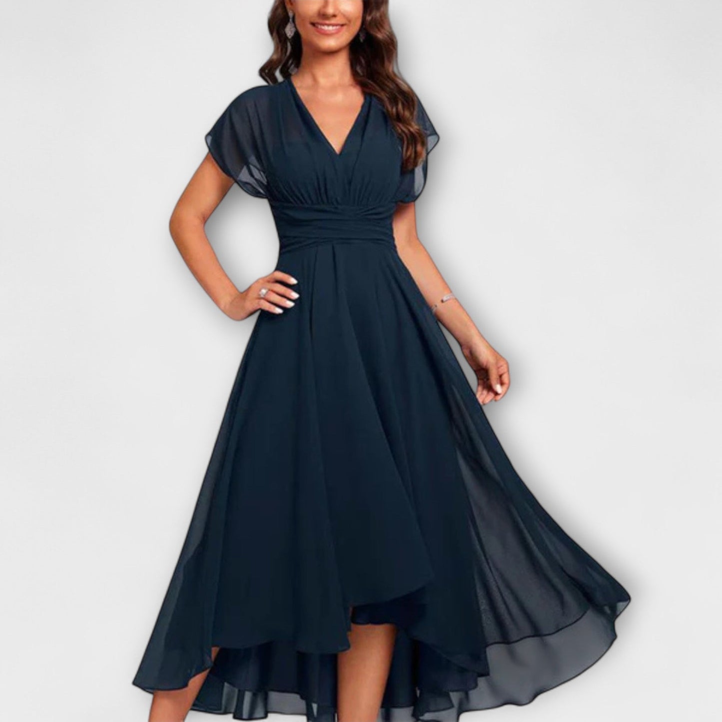 Juley | Elegantes Abendkleid mit V-Ausschnitt