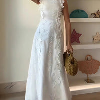 Leya | Blumiges Spitzenkleid mit Lochstickerei