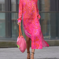 Keyla | modisches Kleid mit Leopardenmuster und Schlitz