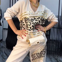 Alanna | Damenanzug, modern mit V-Ausschnitt