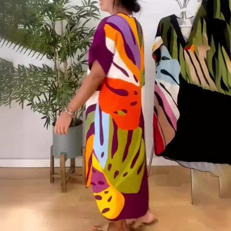 April | Damenkleid mit kurzen Ärmeln und Herzausschnitt