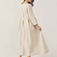 Ava | modisches Maxikleid aus Leinen mit tiefem Dekolleté und Falten