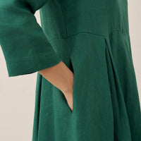 Ava | modisches Maxikleid aus Leinen mit tiefem Dekolleté und Falten