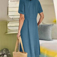 Nelian | Feminines Kleid mit Herzausschnitt und Knöpfen