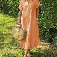 Ivey | feminines Kleid mit Knöpfen und Aufschlägen