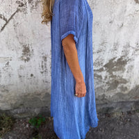 Nova | Bequemes V-Ausschnitt-Kleid mit losem Schnitt