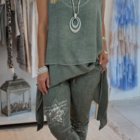 Julia | Modisches ärmelloses Outfit