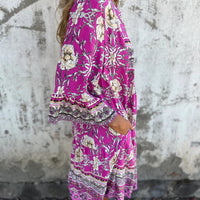 Jewel | Elegantes Kleid mit floralem Design und herzförmigem Ausschnitt