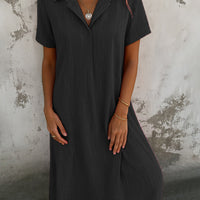 Onnie | Kurzärmeliges Midikleid mit Kragen