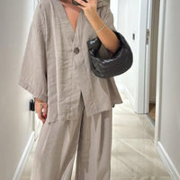 Natasha | modisches Set mit V-Ausschnitt