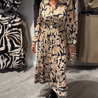 Bianna | Modisches Kleid mit Revers