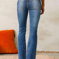 Jia | High-Waist Schlagjeans