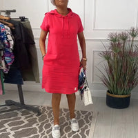 Nyla | Bequemes kurzärmeliges Freizeitkleid mit Kapuze