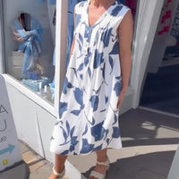 Barbara | modisches Kleid mit V-Ausschnitt und floralem Druck