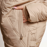 Jyca | Leichte und stilvolle Winterjacke in Übergröße