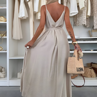 Cat | Fließendes Kleid mit Bindegürtel