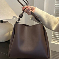 Brizza | Tragetasche mit Detail