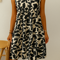 Myre | Gestuftes Kleid mit Blätterdruck