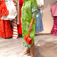 Alainy | Vibrierendes Midikleid mit Paisleymuster