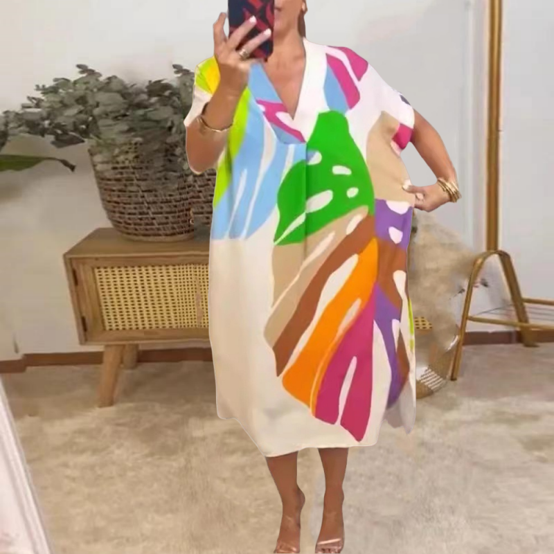 April | Damenkleid mit kurzen Ärmeln und Herzausschnitt