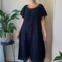 Petunya | Trendiges einfarbiges Kleid im Boho-Ethno-Stil