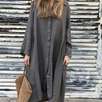 Aireni | Maxi-Hemdkleid aus Leinen mit geknöpfter Front