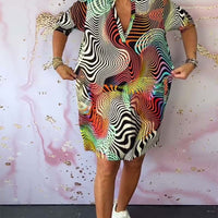 Ainsley | Sommerliches V-Neck-Kleid mit buntem Muster