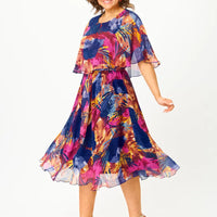 Aila | elegantes Chiffonkleid in Plus-Size