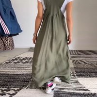 Molly | Lässiges einfarbiges Kleid mit Hosenträgern