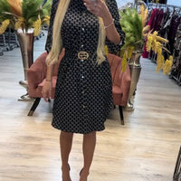 Addison | stilvolles Hemdkleid mit Reverskragen und Diamantakzent