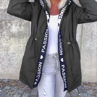 Shagina | Lässiger Mantel mit Kapuze