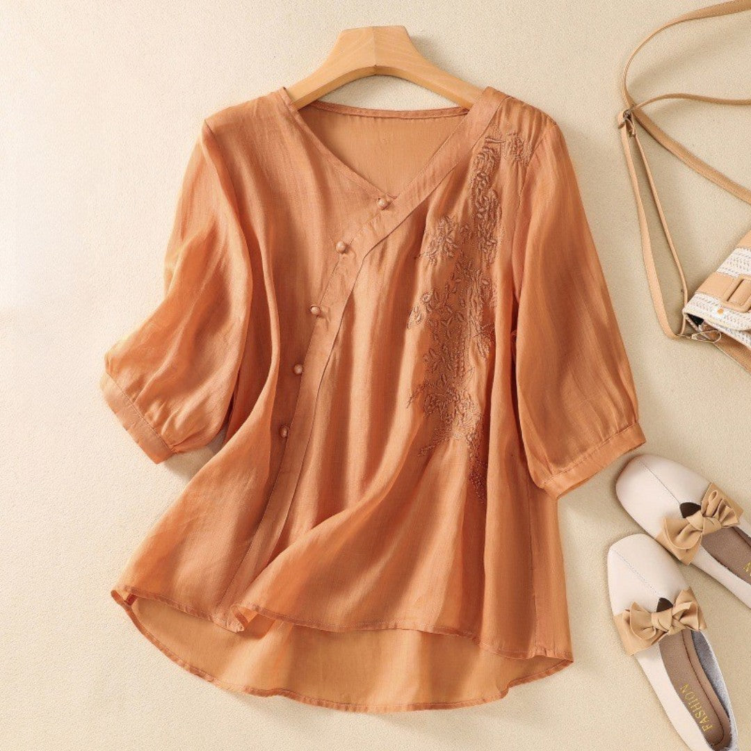 Lorry | Stylische Tunika mit innovativen asymmetrischen Knöpfen