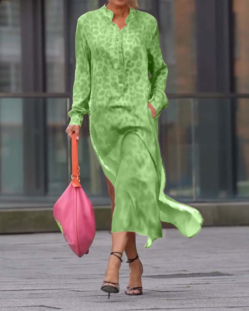 Keyla | modisches Kleid mit Leopardenmuster und Schlitz