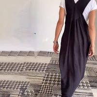 Molly | Lässiges einfarbiges Kleid mit Hosenträgern