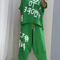 Jamira | Schicker Freizeitanzug mit Druck und Rundhalsausschnitt